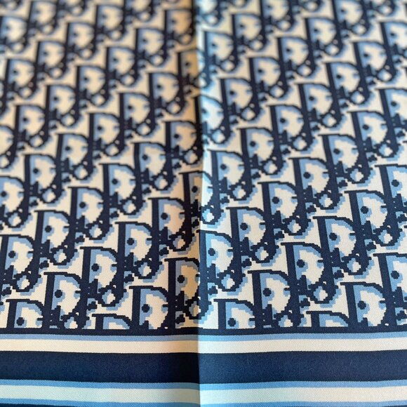 Vintage Christian Dior Silk Trotter Scarf - Picture 12 of 12